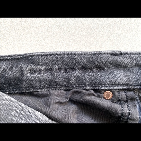 American eagle curvy mom shorts - Picture 4 of 4